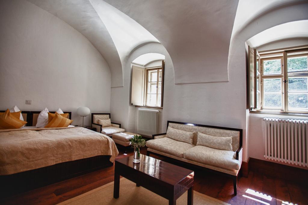 Sopron Monastery Hotel Luaran gambar