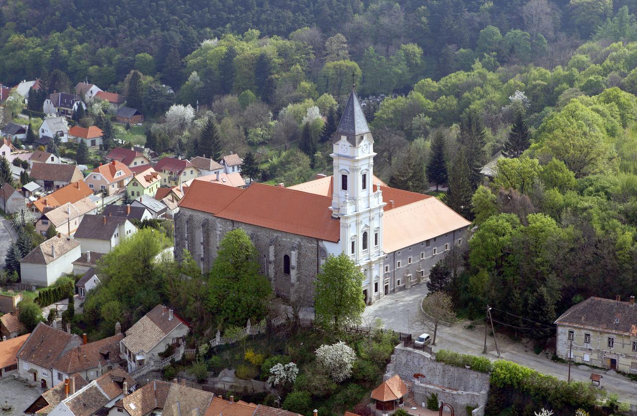 Sopron Monastery Hotel Luaran gambar